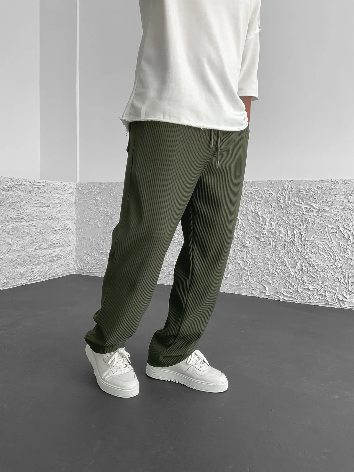 Liam™  | Ribbed Relaxed Fit Trousers