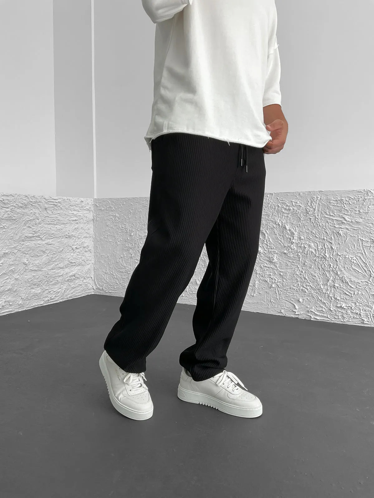 Liam™  | Ribbed Relaxed Fit Trousers