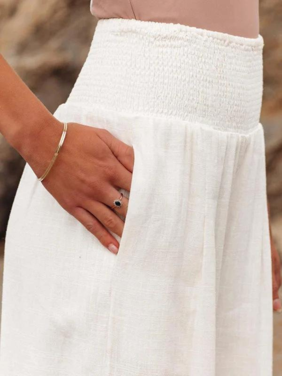 MELINIA LOOSE & COMFORTABLE TROUSERS