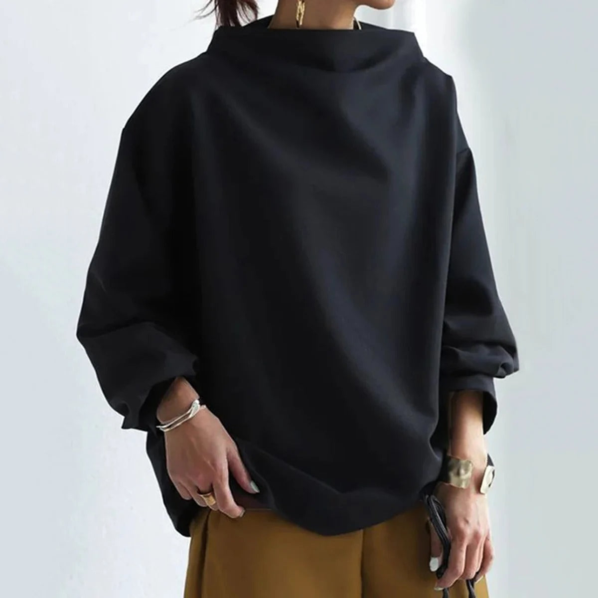 Mira™ | Stylish Long-Sleeve Sweater for Women